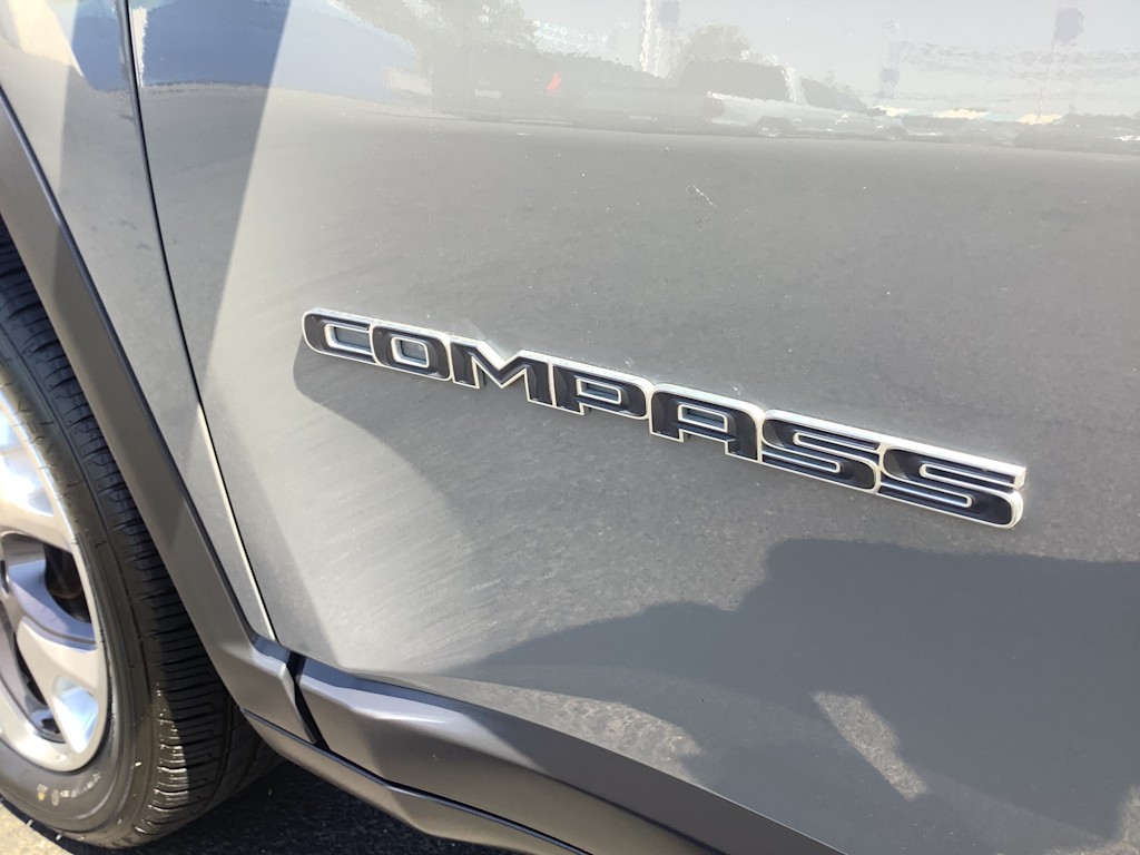 Thumbnail: 2021 Jeep Compass - 6