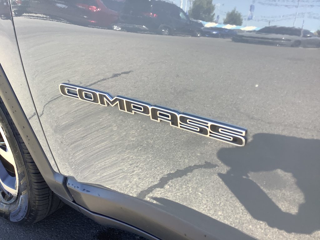 Thumbnail: 2023 Jeep Compass - 6