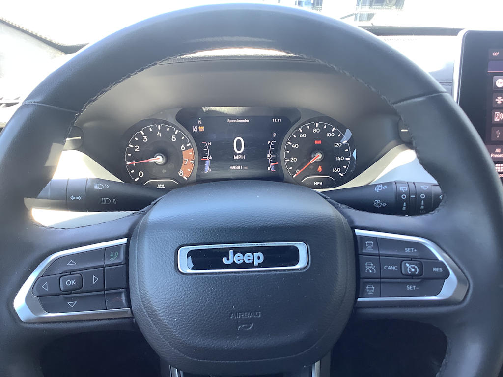 Thumbnail: 2023 Jeep Compass - 20