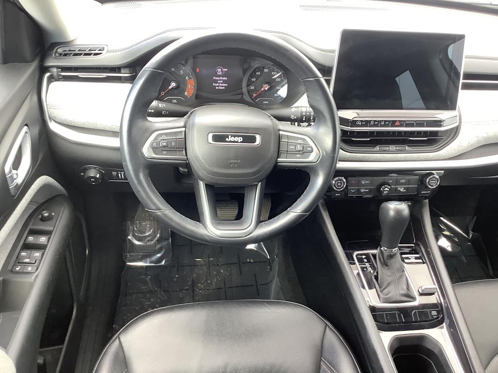 Thumbnail: 2022 Jeep Compass - 10