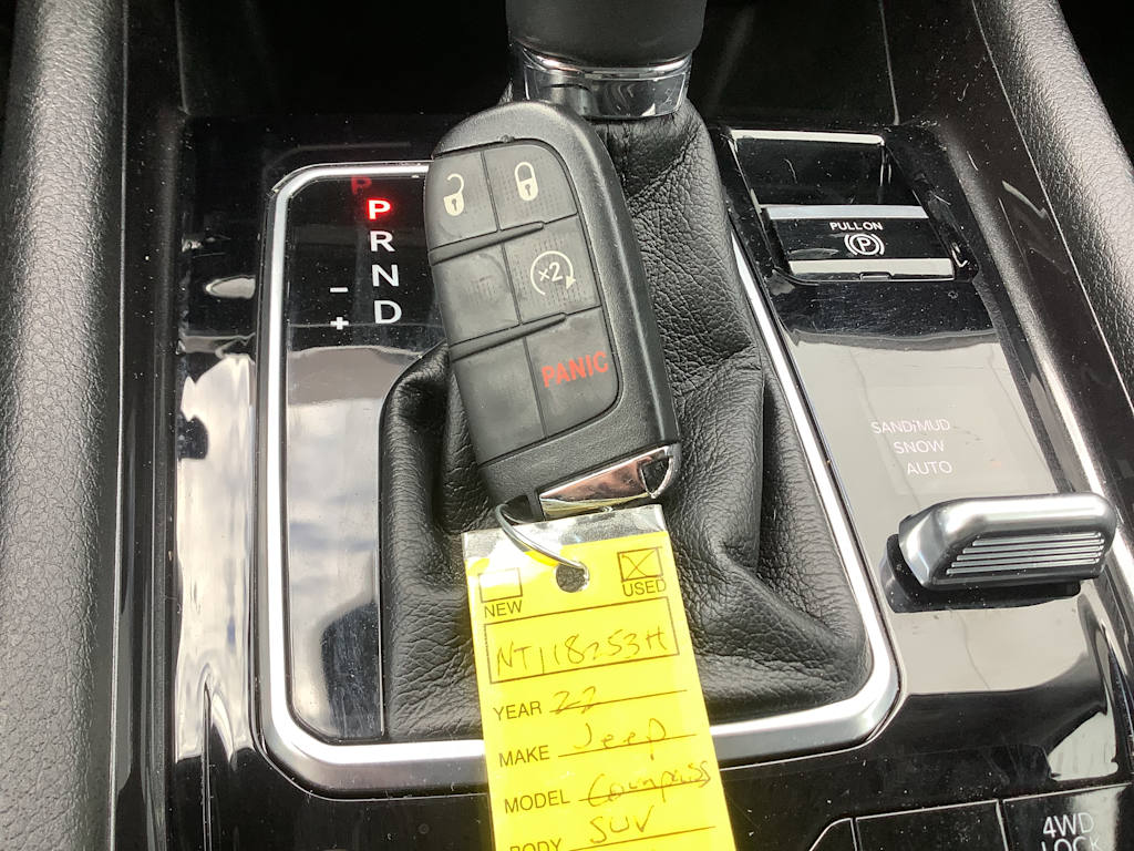 Thumbnail: 2022 Jeep Compass - 18