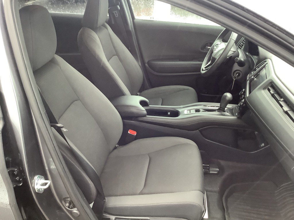 2021 Honda HR-V Sport 22