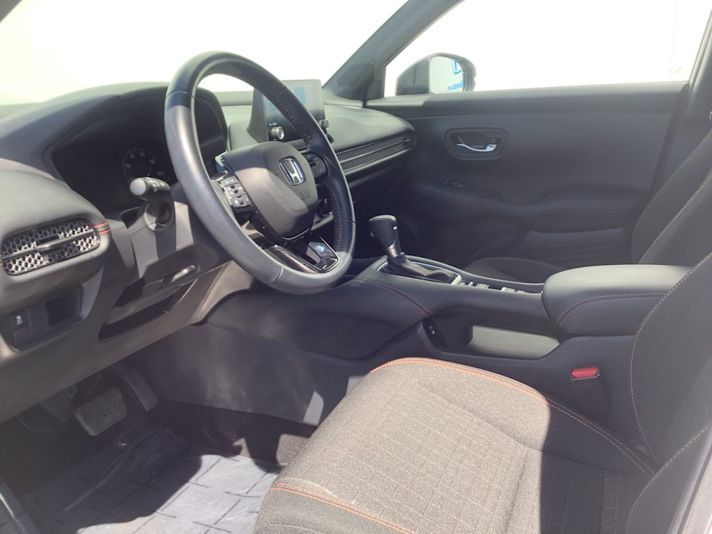 Thumbnail: 2025 Honda HR-V - 2