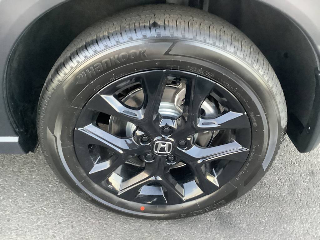 2025 Honda HR-V Sport 8