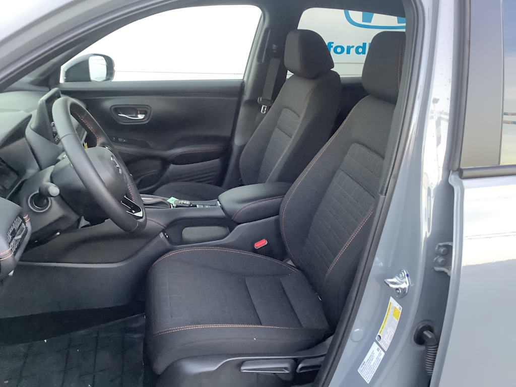 2025 Honda HR-V Sport 11