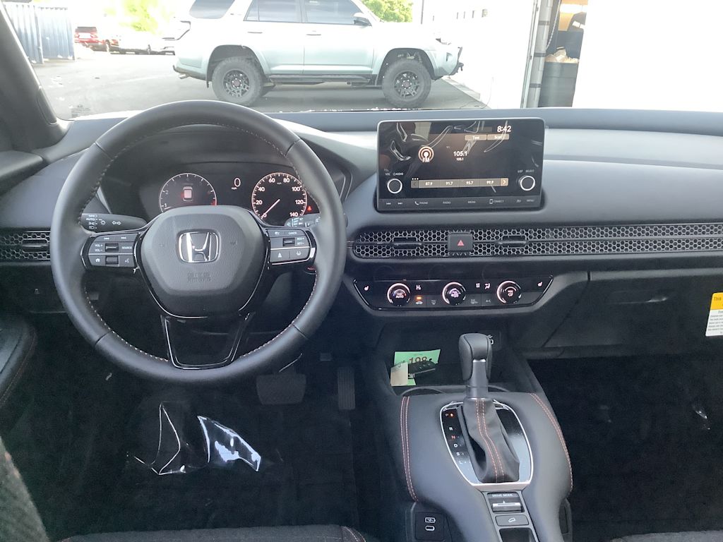 2025 Honda HR-V Sport 10