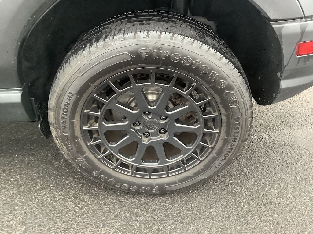 Thumbnail: 2022 Ford Bronco Sport - 8