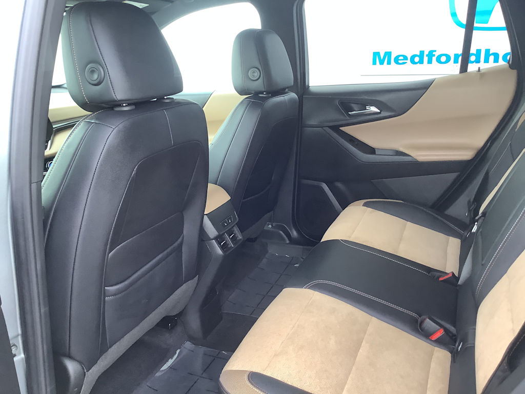 Thumbnail: 2025 Chevrolet Equinox - 13