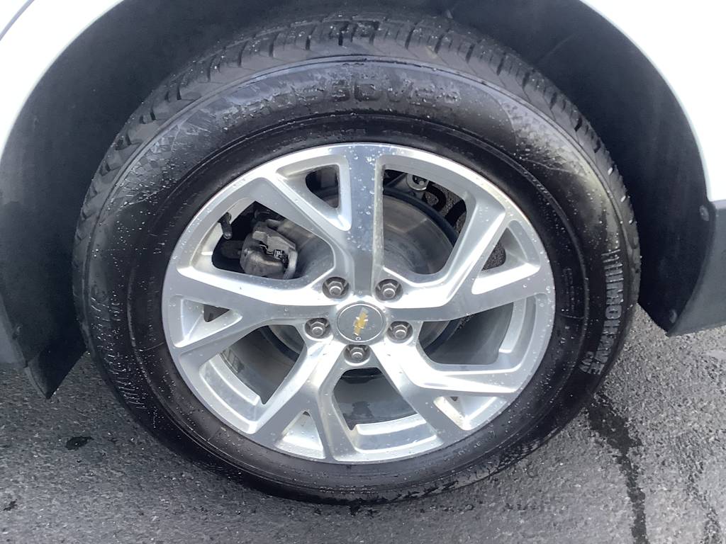 Thumbnail: 2021 Chevrolet Equinox - 8