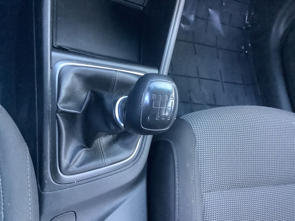 2018 Hyundai Accent SE 21
