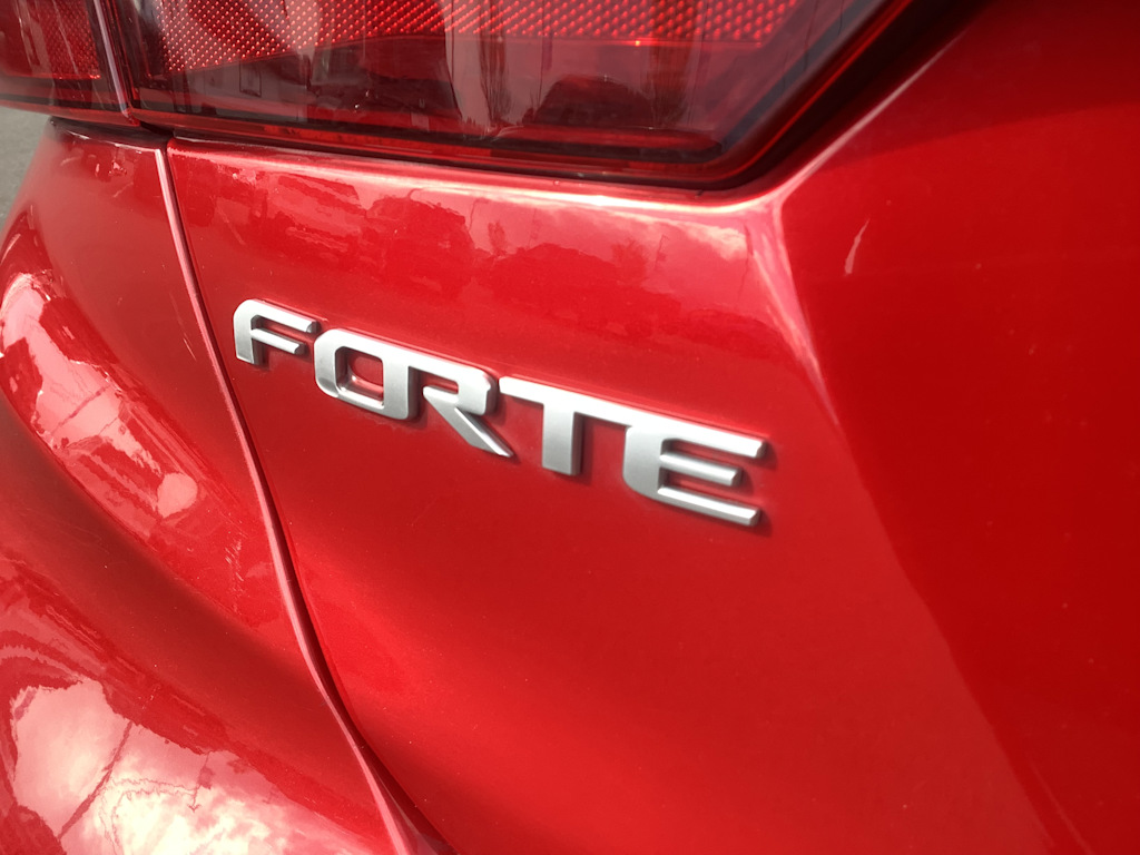 2022 Kia Forte LXS 7