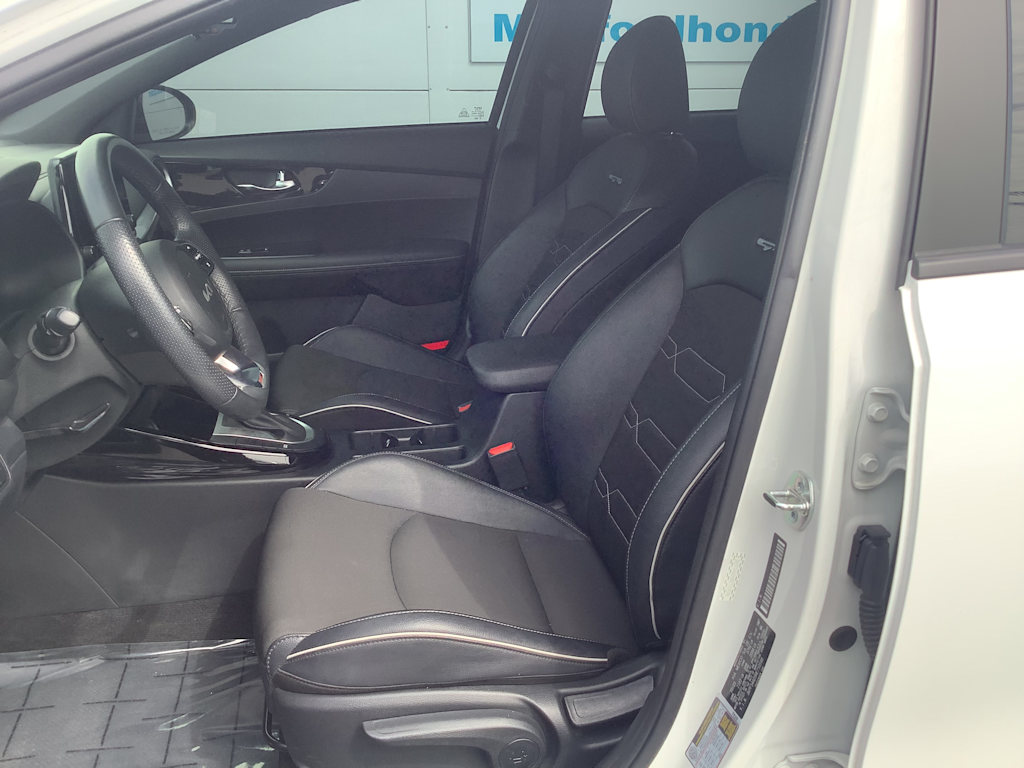 Thumbnail: 2024 Kia Forte - 11