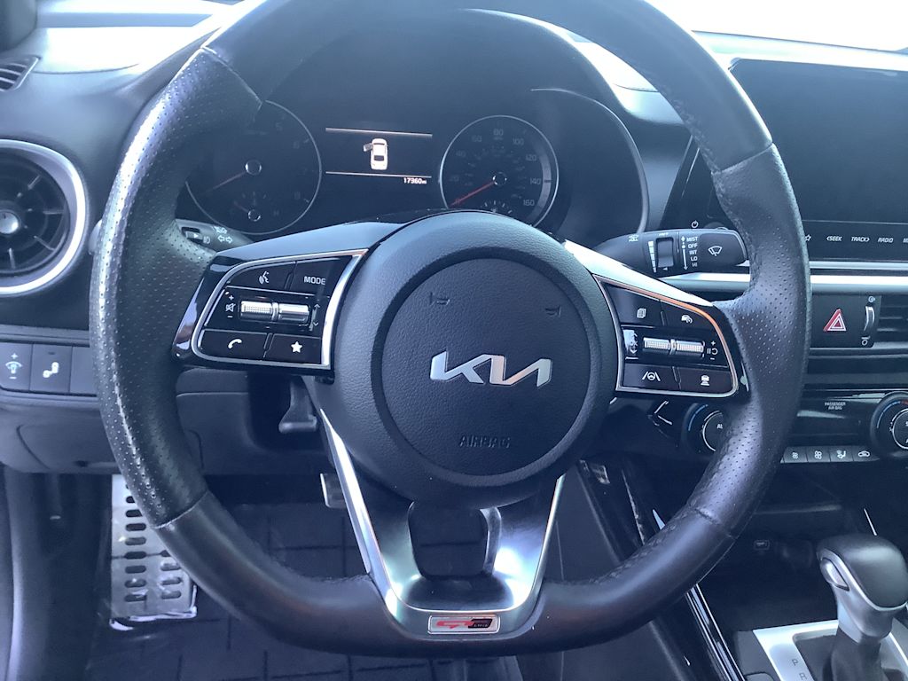 Thumbnail: 2024 Kia Forte - 10