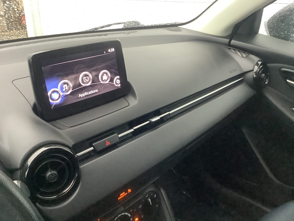 Thumbnail: 2019 Toyota Yaris - 14