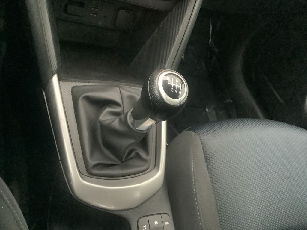 Thumbnail: 2019 Toyota Yaris - 15