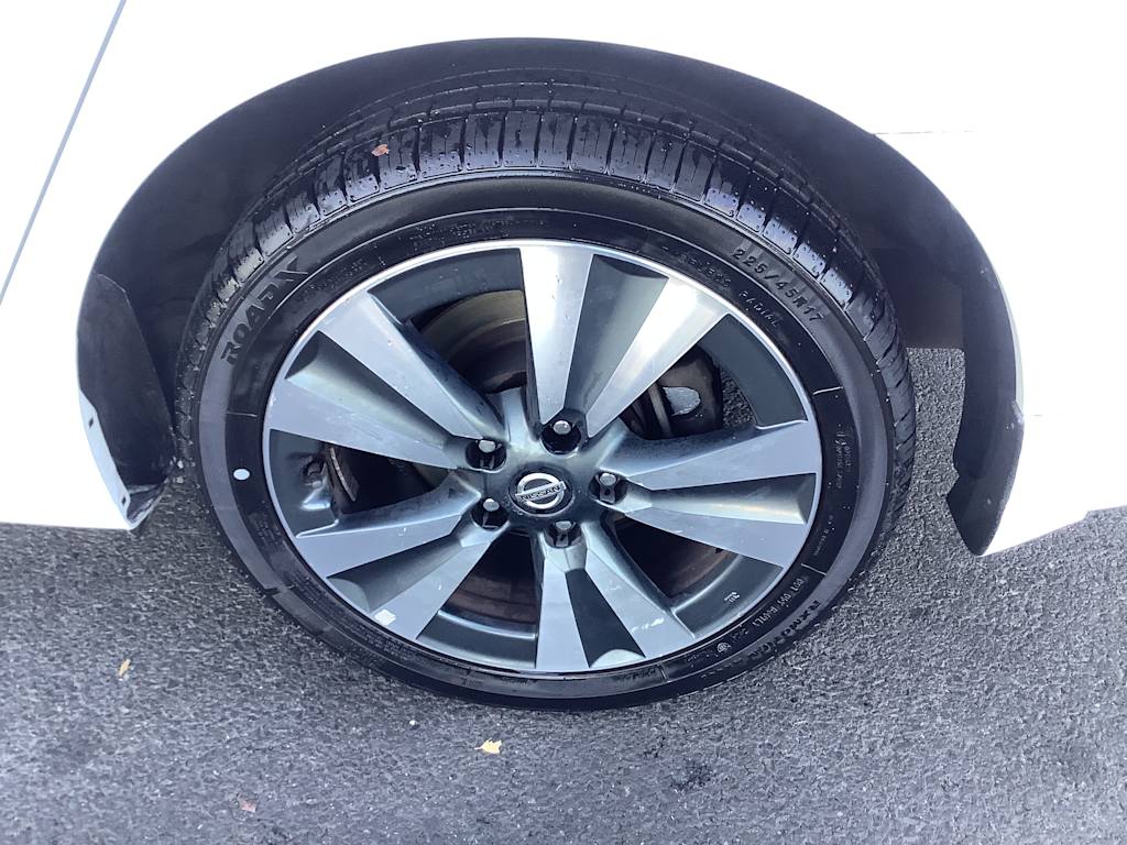 Thumbnail: 2019 Nissan Sentra - 8