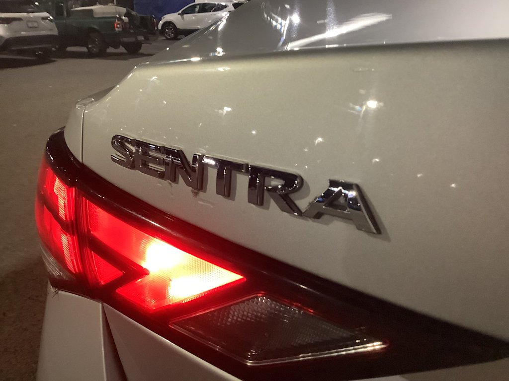 2021 Nissan Sentra SV 6