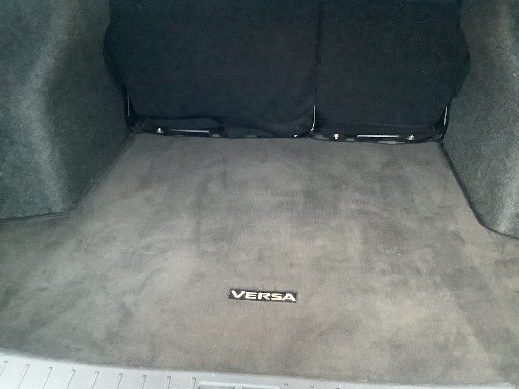 Thumbnail: 2023 Nissan Versa - 17