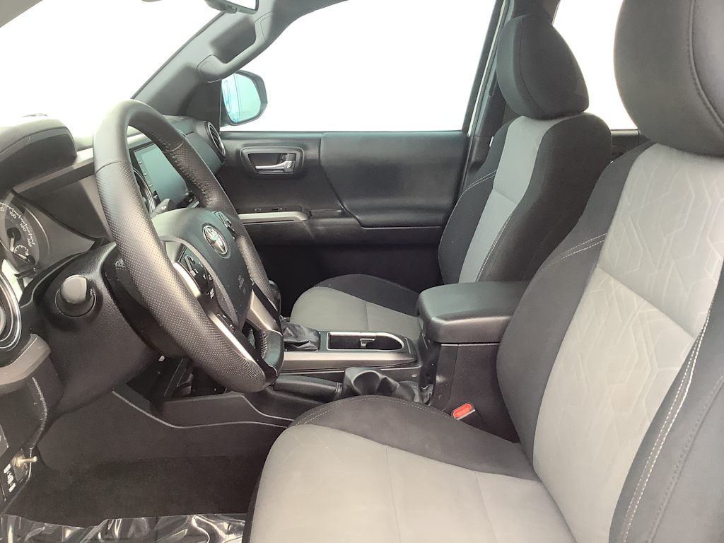 Thumbnail: 2023 Toyota Tacoma - 10