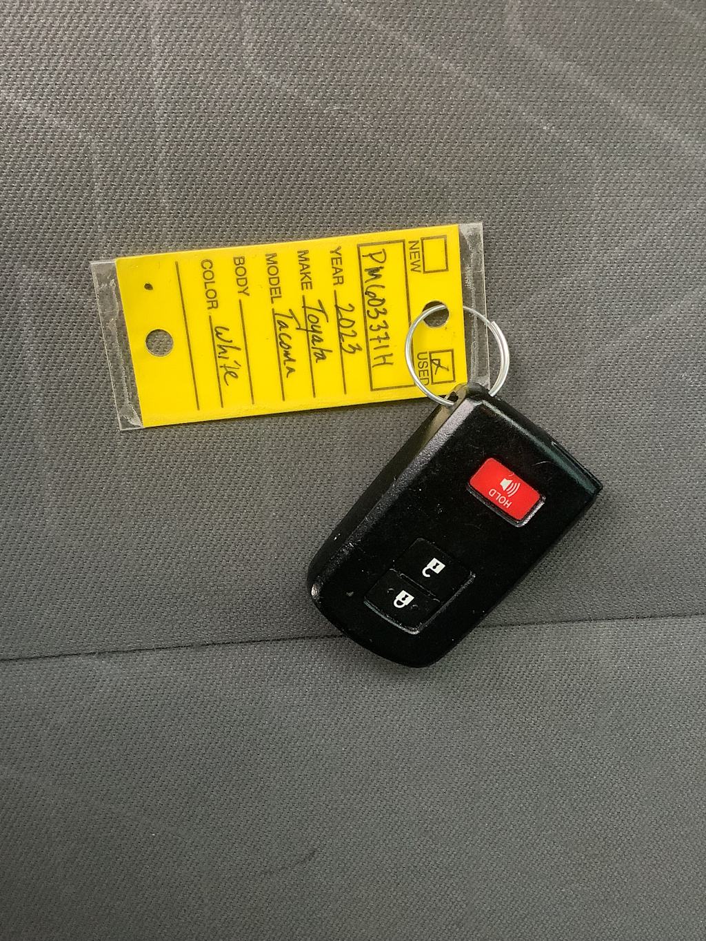 Thumbnail: 2023 Toyota Tacoma - 17