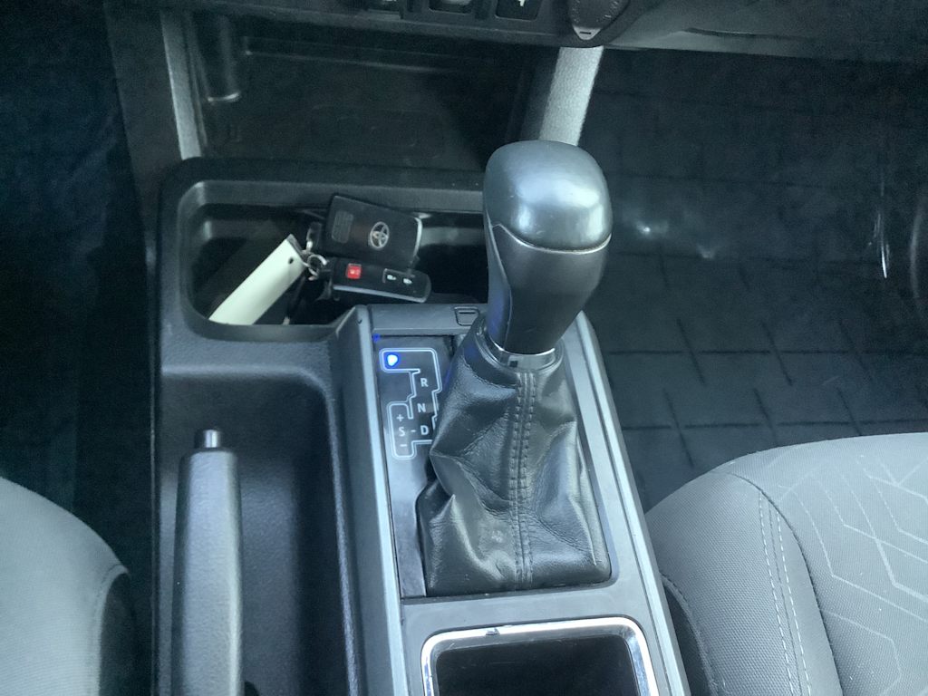 Thumbnail: 2019 Toyota Tacoma - 15