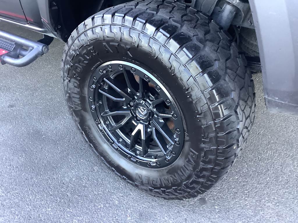 Thumbnail: 2022 Toyota Tacoma - 8