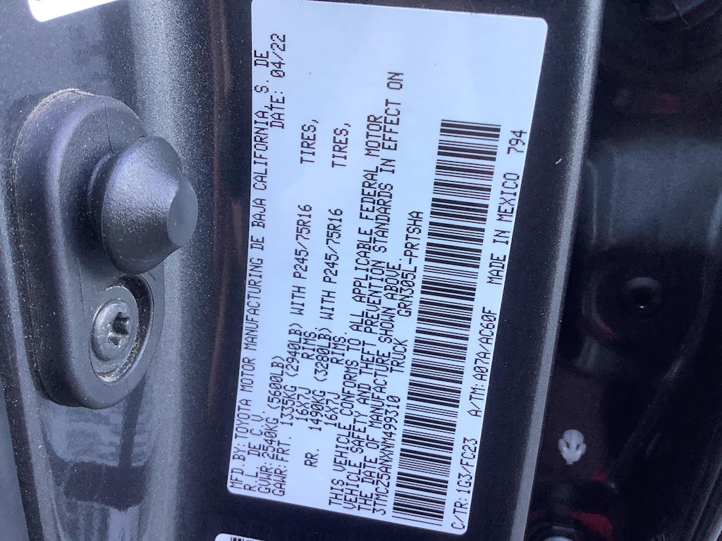 Thumbnail: 2022 Toyota Tacoma - 18
