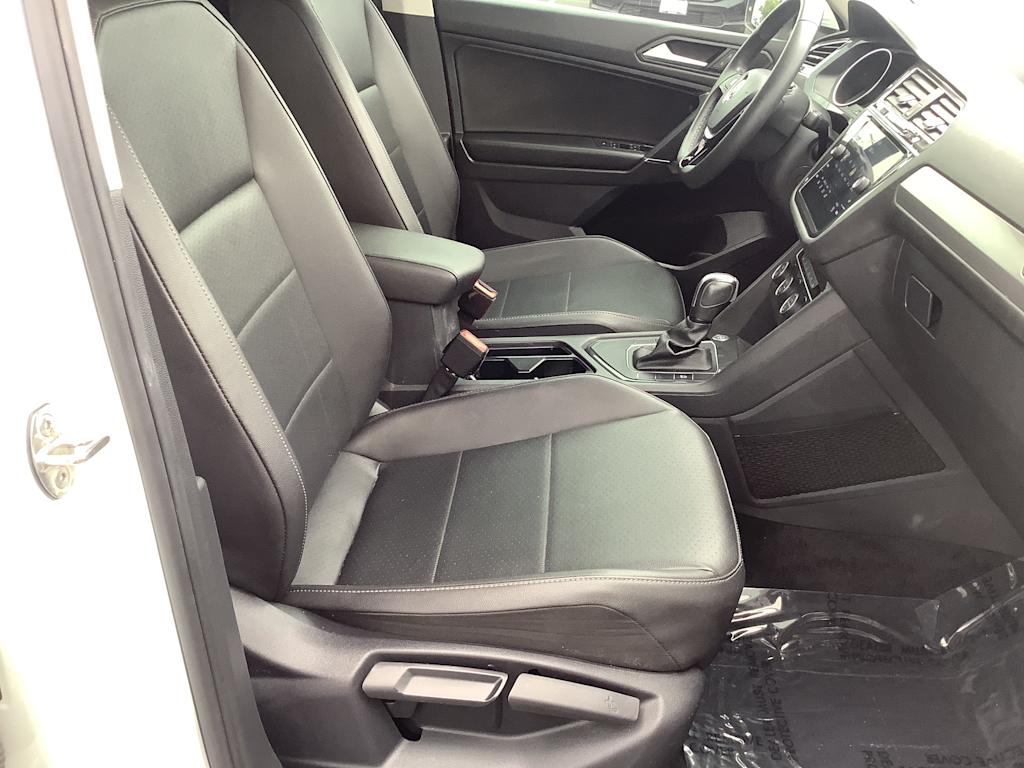 Thumbnail: 2020 Volkswagen Tiguan - 20