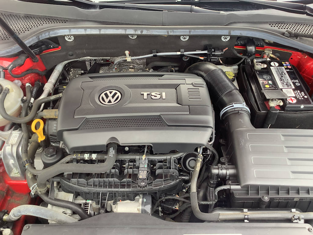 Thumbnail: 2019 Volkswagen Golf - 9