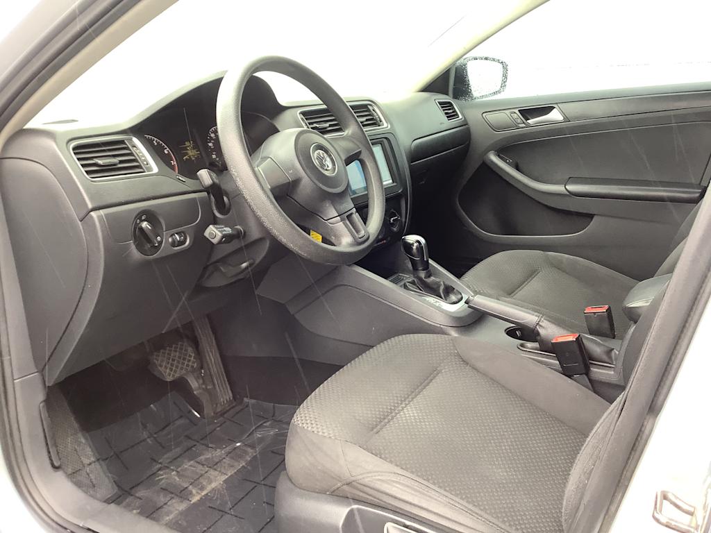 Thumbnail: 2014 Volkswagen Jetta - 2