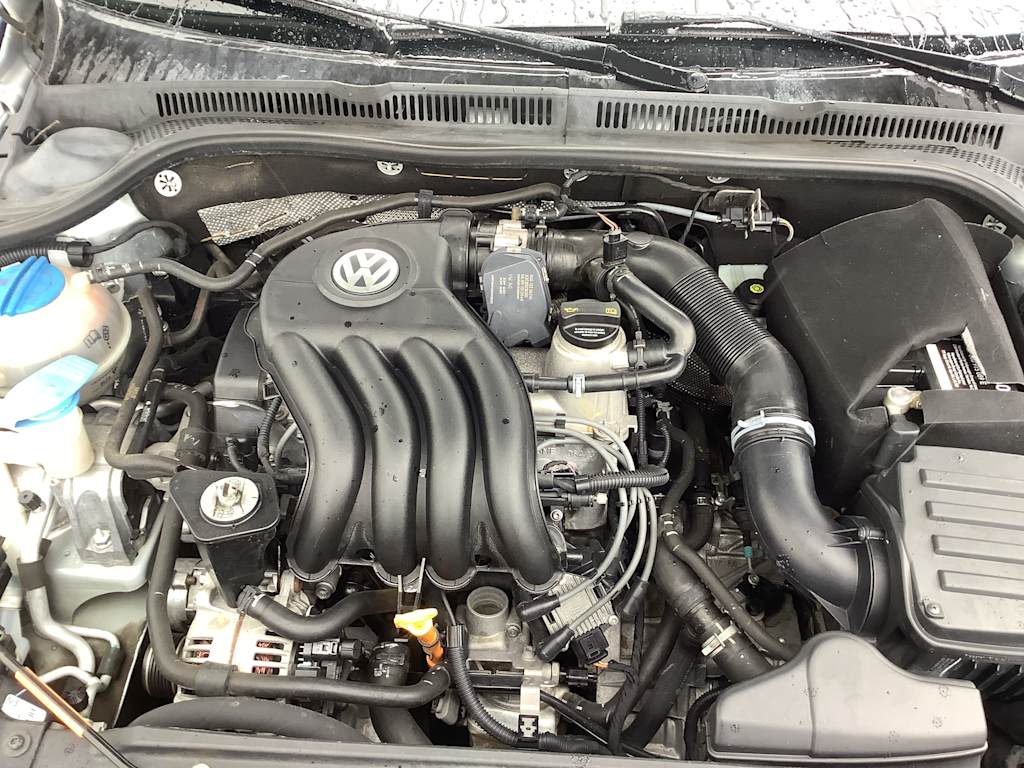 Thumbnail: 2014 Volkswagen Jetta - 9