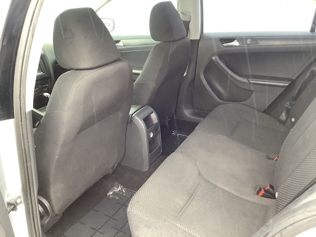 Thumbnail: 2014 Volkswagen Jetta - 13