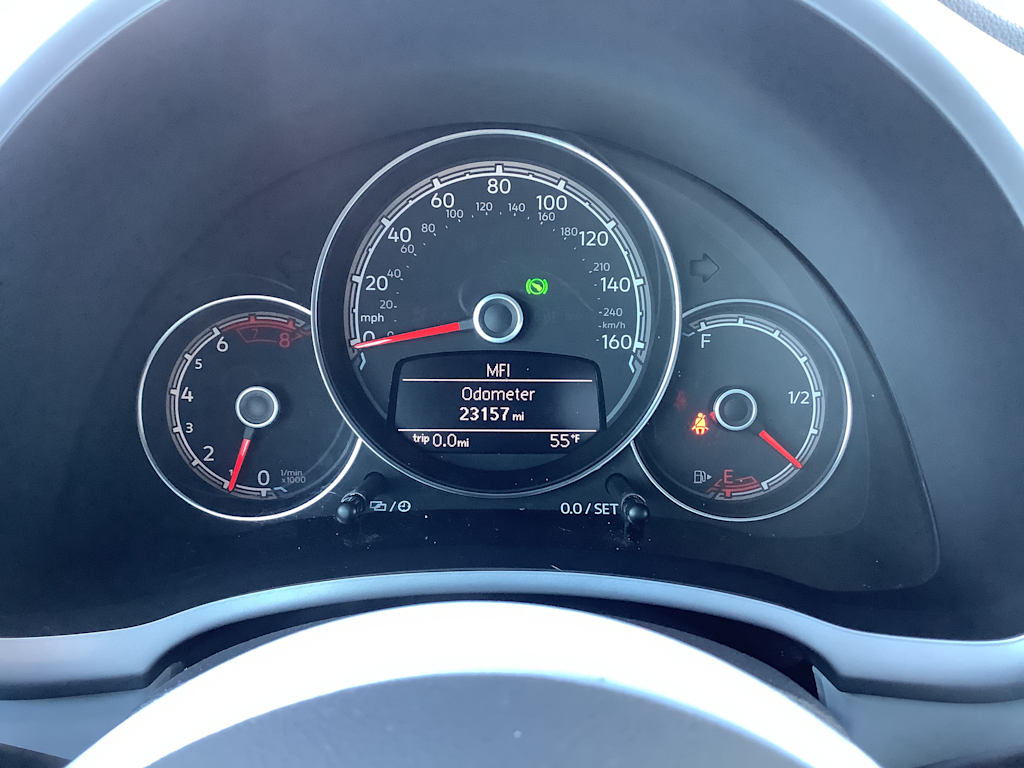 Thumbnail: 2017 Volkswagen Beetle - 16