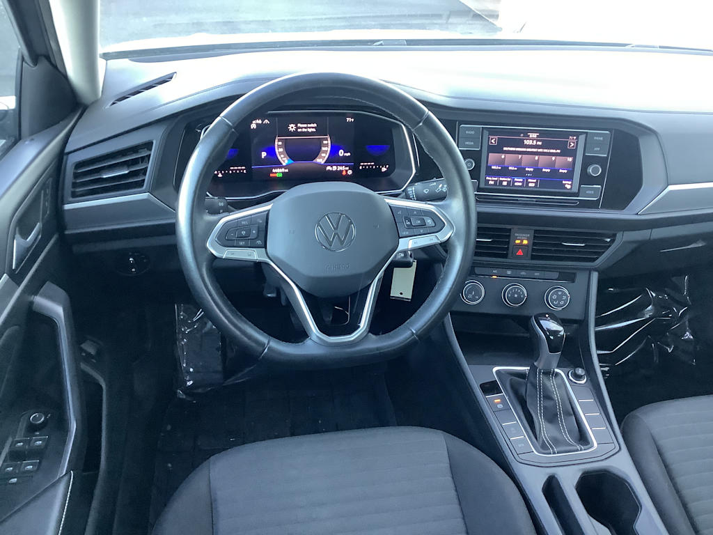 Thumbnail: 2024 Volkswagen Jetta - 2