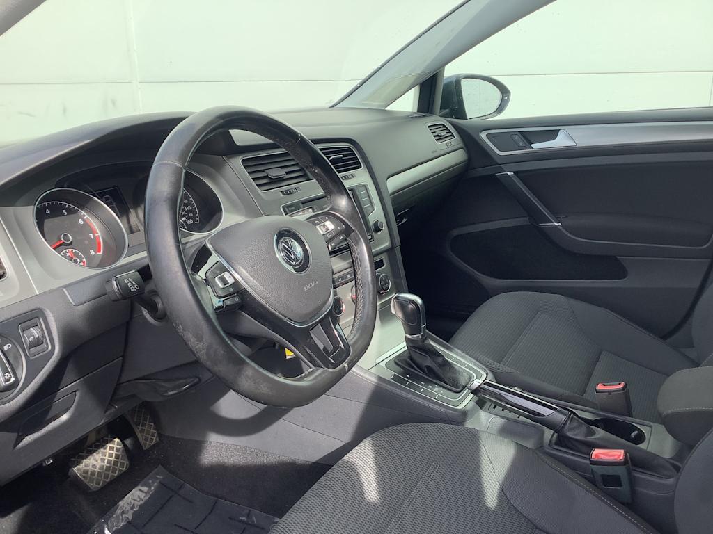 Thumbnail: 2016 Volkswagen Golf - 2