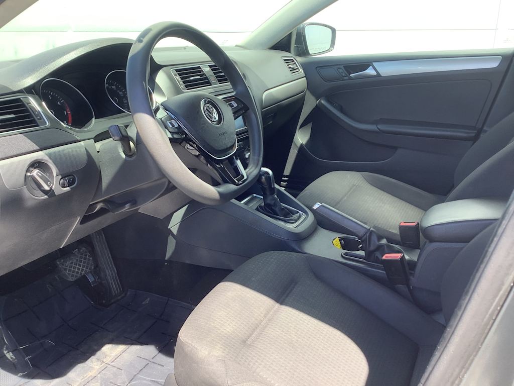 Thumbnail: 2016 Volkswagen Jetta - 2