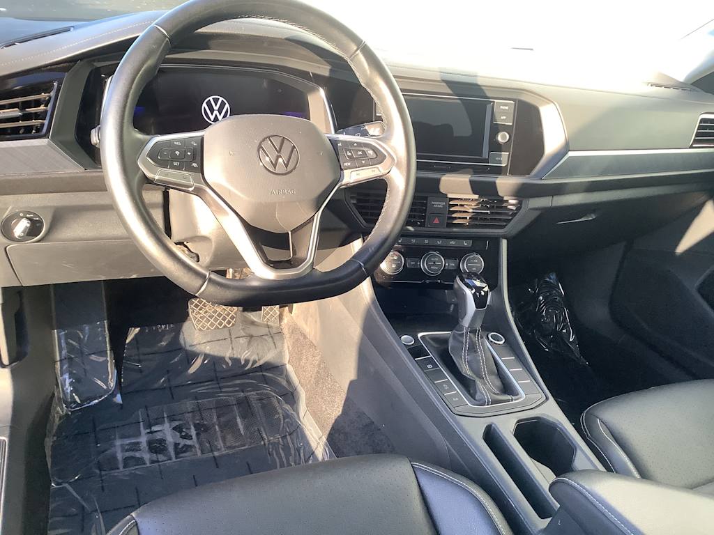 Thumbnail: 2024 Volkswagen Jetta - 2