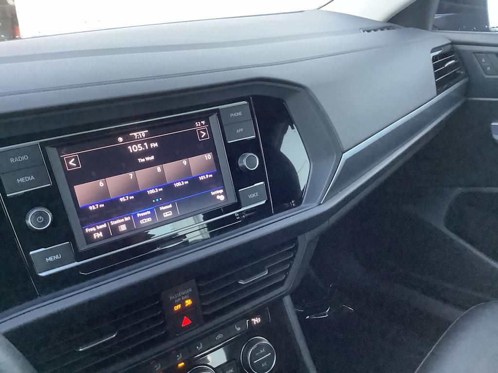 Thumbnail: 2024 Volkswagen Jetta - 14