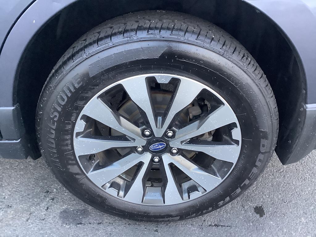 Thumbnail: 2017 Subaru Outback - 8