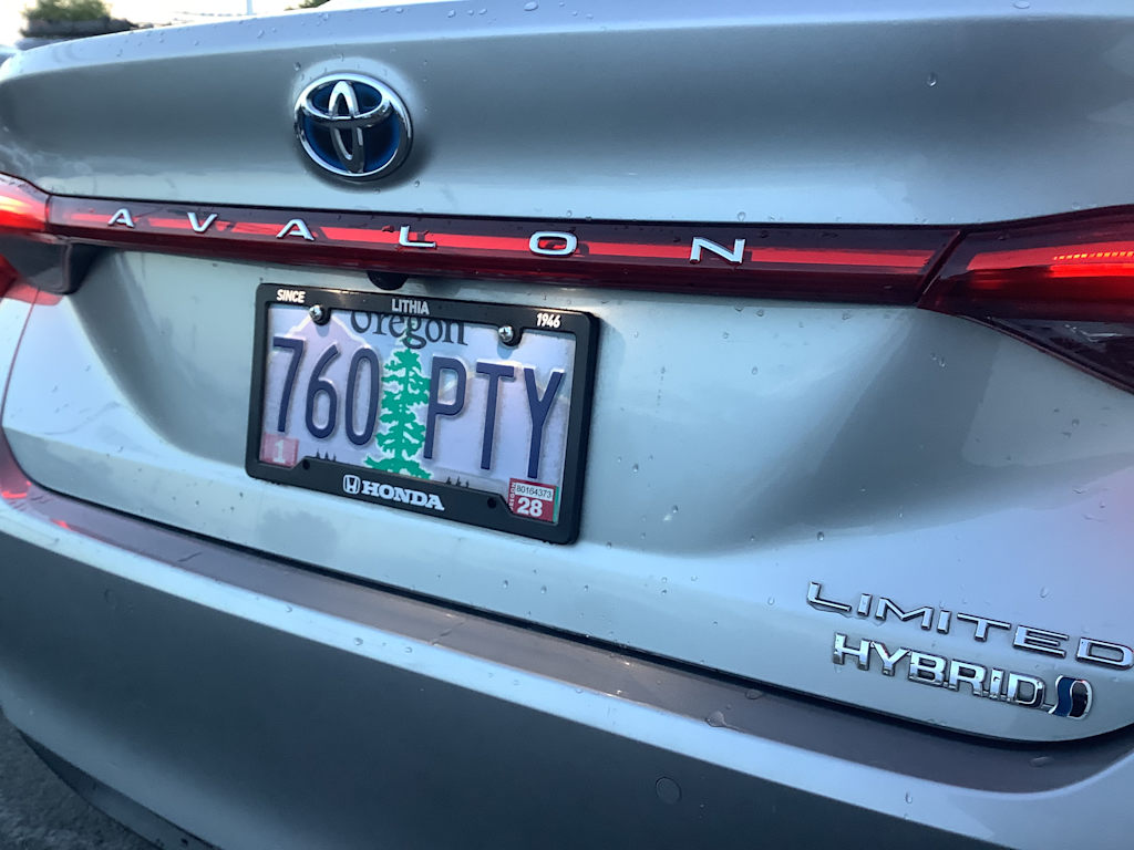 Thumbnail: 2022 Toyota Avalon - 7