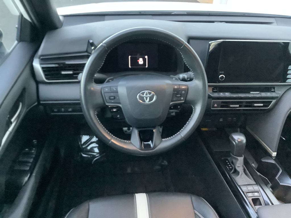 Thumbnail: 2025 Toyota Camry - 9