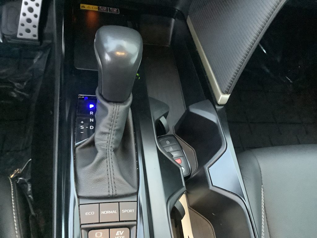 Thumbnail: 2025 Toyota Camry - 20