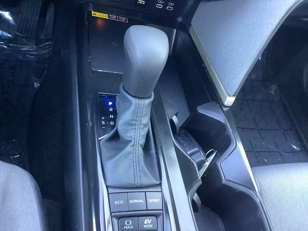 Thumbnail: 2025 Toyota Camry - 14