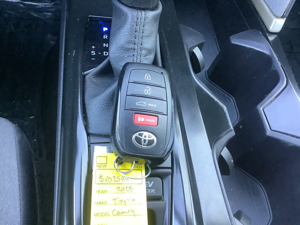 Thumbnail: 2025 Toyota Camry - 16