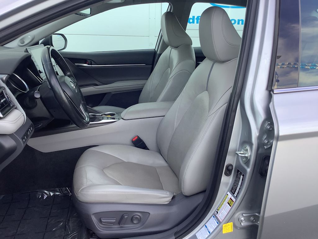 Thumbnail: 2021 Toyota Camry - 12
