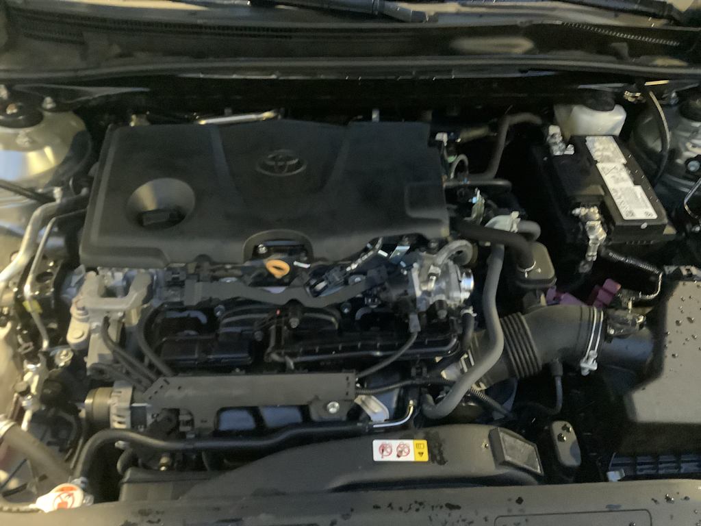 2022 Toyota Camry SE 9