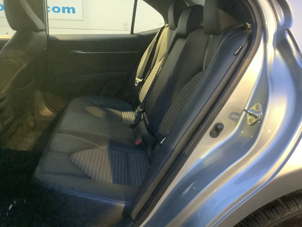 2022 Toyota Camry SE 20