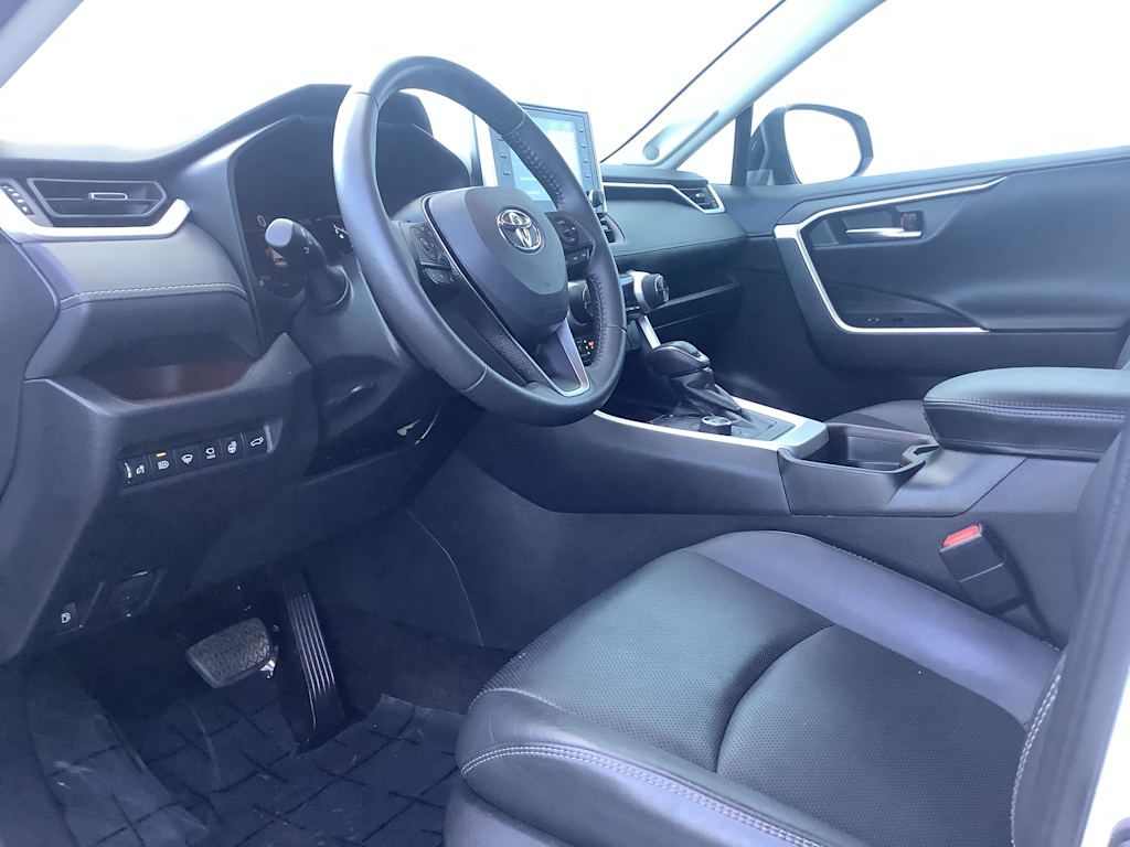 Thumbnail: 2021 Toyota RAV4 - 2