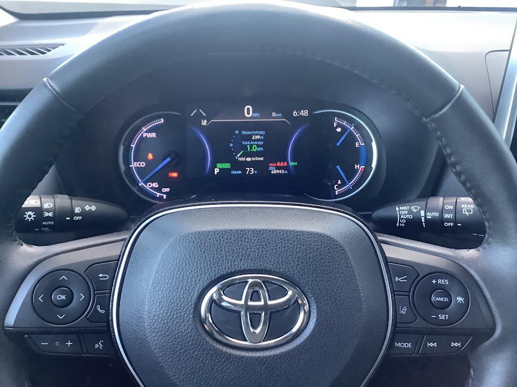 Thumbnail: 2021 Toyota RAV4 - 16