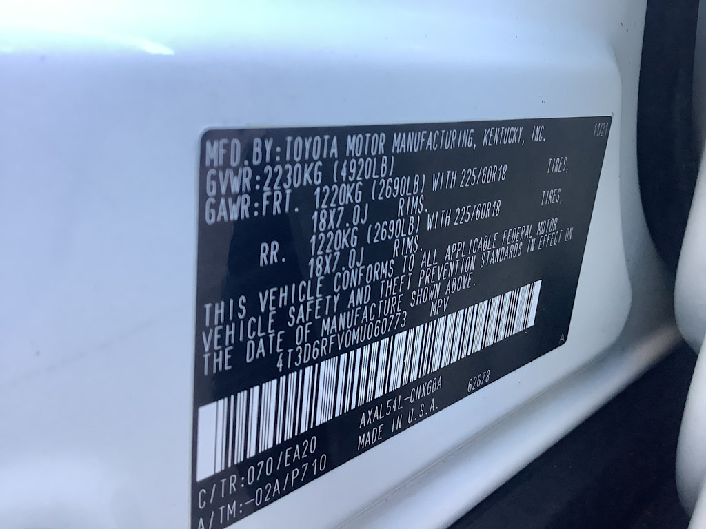 Thumbnail: 2021 Toyota RAV4 - 18